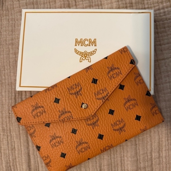 Authentic MCM Envelope Pouch Clutch in Cognac - Picture 2 of 2